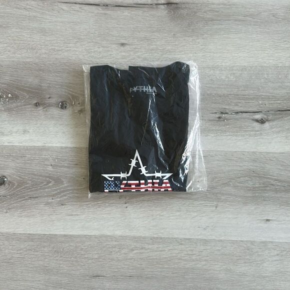 Pythia‎ Stars And Stripes Flag Logo Black S NWT IN PACKAGE - Picture 2 of 4